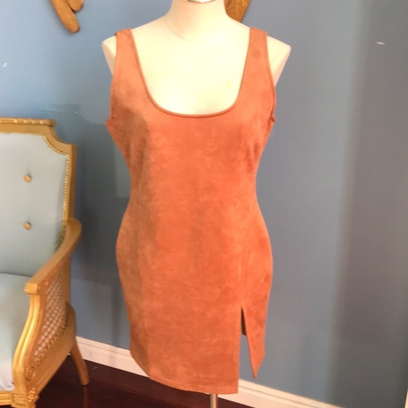 HYFVE Dresses & Skirts - Hyfve terracotta velvety suede like bodycon sleeveless mini dress size L